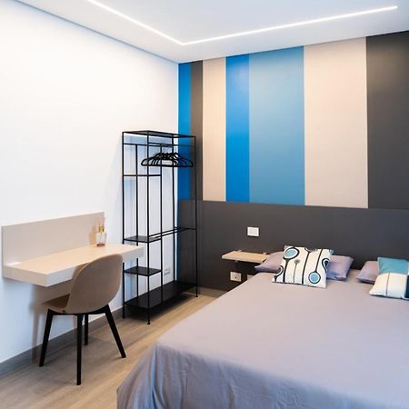 Grey House Guest House Luxury Латина Екстериор снимка